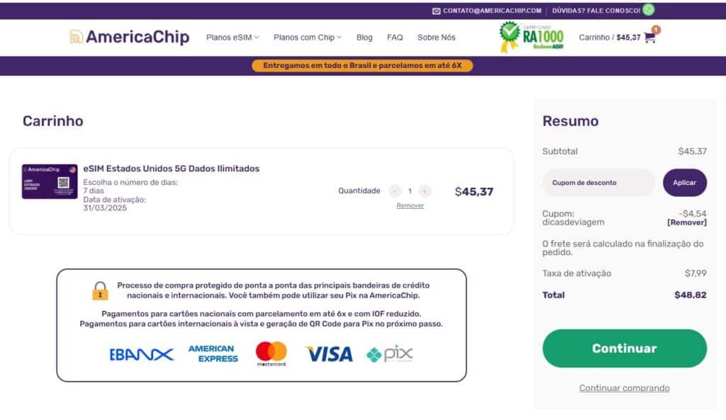 Captura de tela de uma página de checkout on-line da AmericaChip, exibindo um produto eSIM e custo total de US$ 48,82, incluindo taxas. Representa eSIM Sri Lanka.